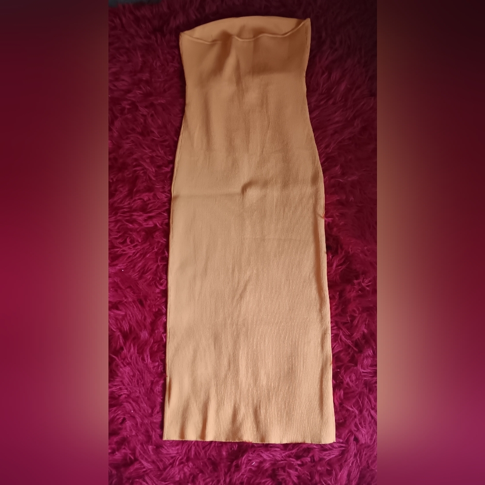 Elegant Yellow Strapless Dress NWOT